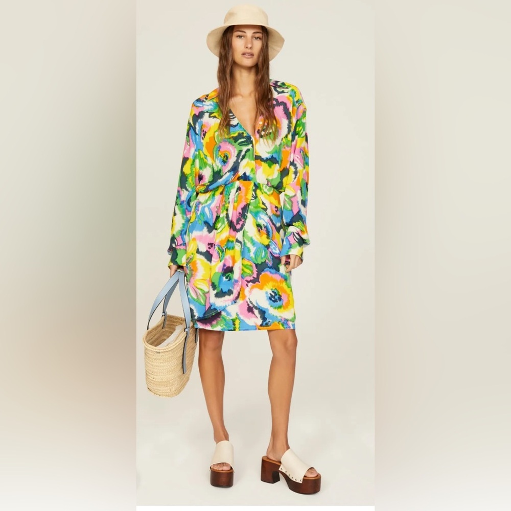 Essentiel Antwerp
Duchess Mini Dress